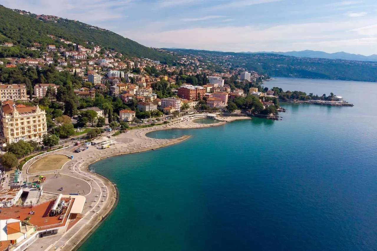 Ola Opatija Luxury Apartment